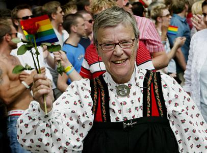 80% населения Норвегии - содомиты и сочувствующие. Сами признались.