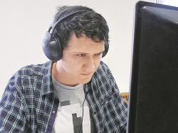 Эксперимент КП: журналист подорвал здоровье, играя на компьютере